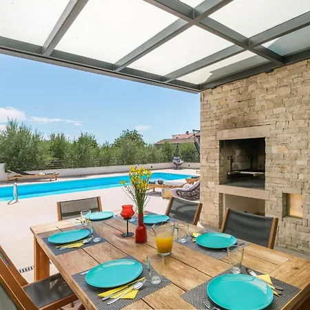 Nice Home In Valtura With Sauna Valtura