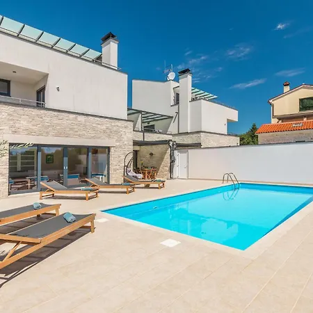 Nice Home In Valtura With Sauna Valtura